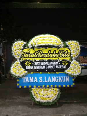 Papan Bunga Duka di Pontianak Barat